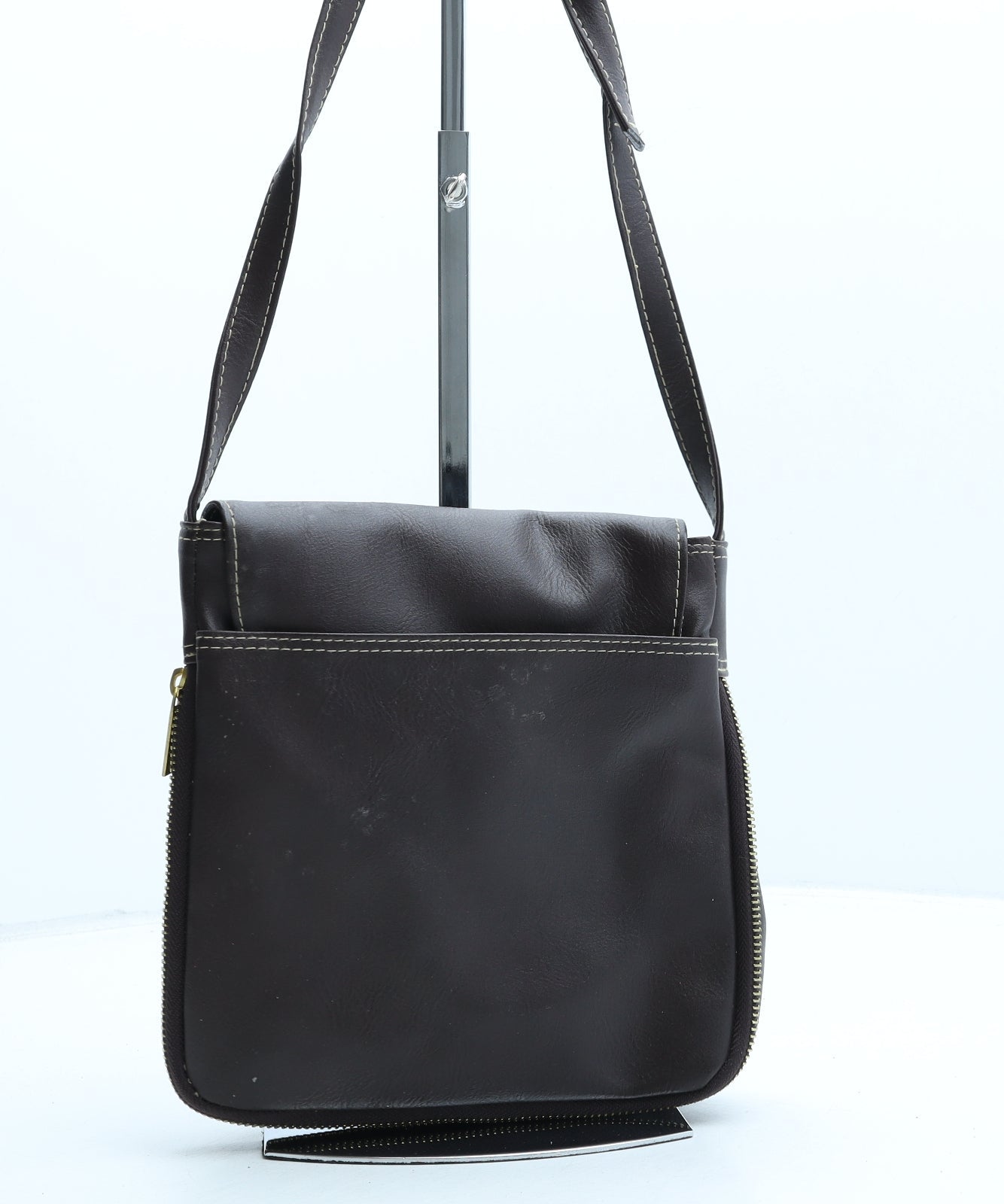 Preworn Womens Brown Newsprint Polyurethane Crossbody Size Small