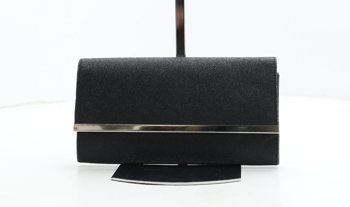 Preworn Womens Black Polyurethane Clutch Size Small