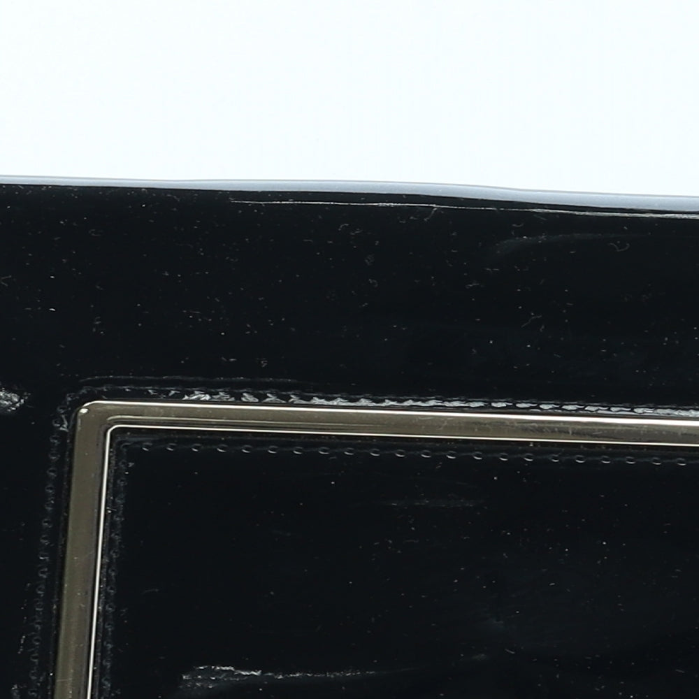 F&F Womens Black Polyurethane Clutch Size Small - Bag depth 2cm