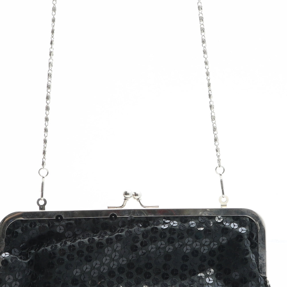 Preworn Womens Black Polyester Clutch Size Small