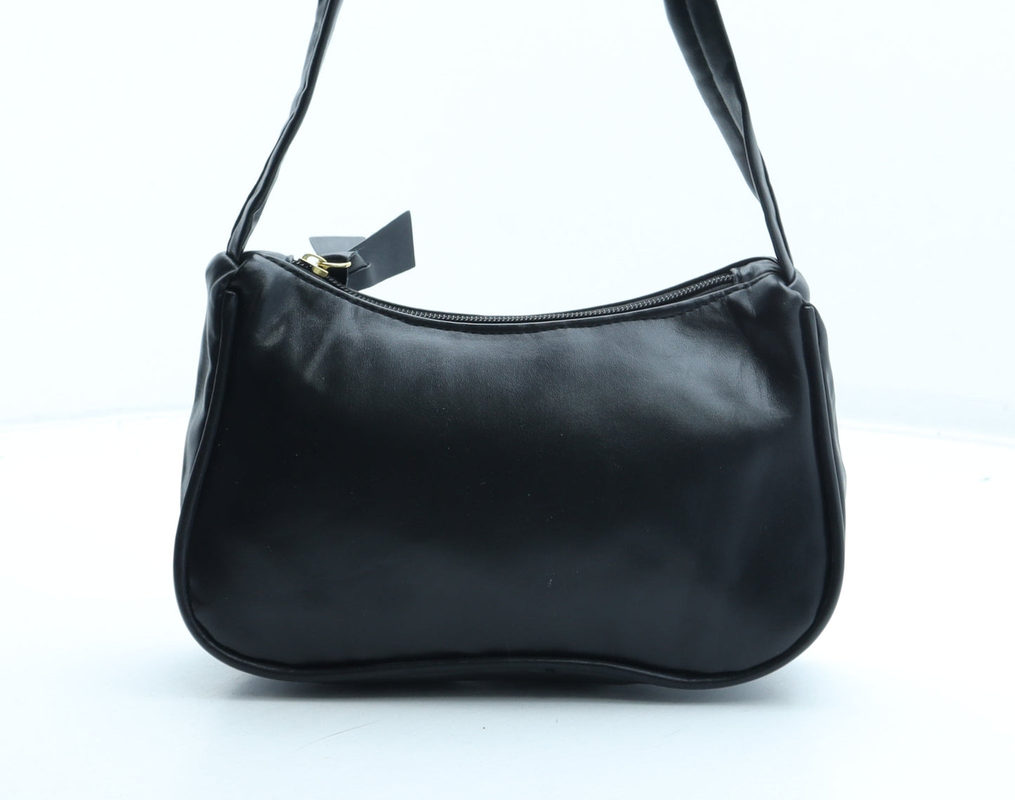 Preworn Womens Black Polyurethane Clutch Size Small