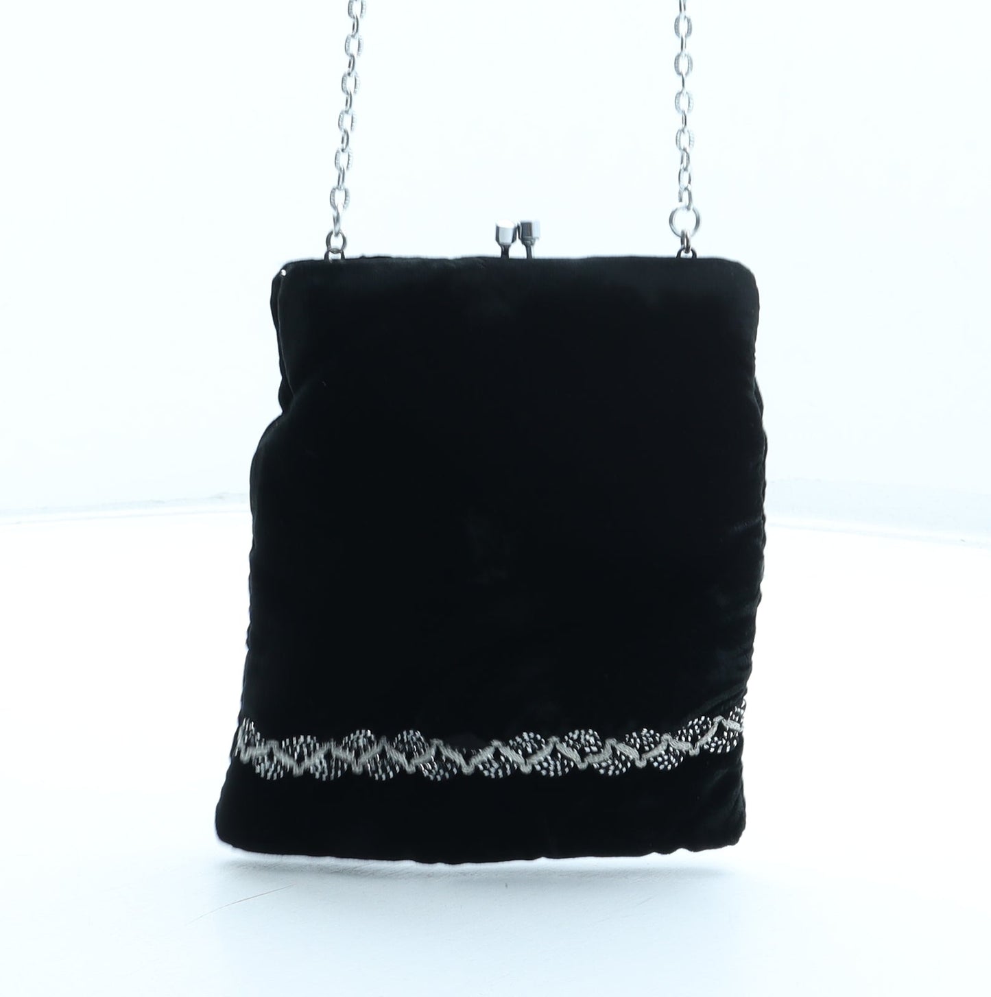 Preworn Womens Black Polyester Clutch Size Small