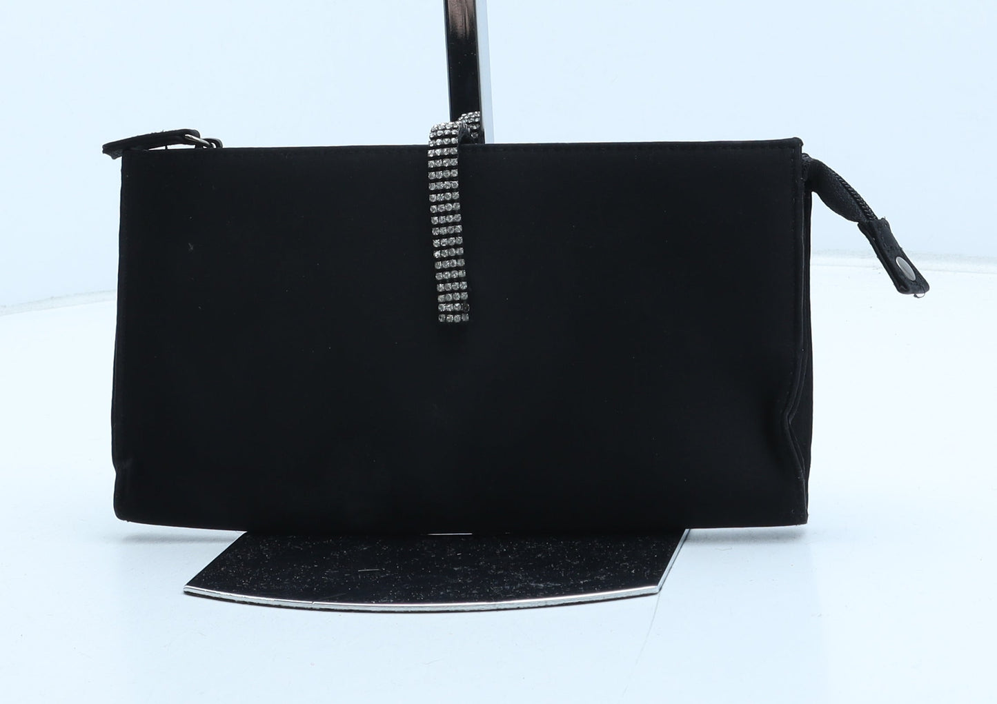 Preworn Womens Black Polyurethane Clutch Size Medium