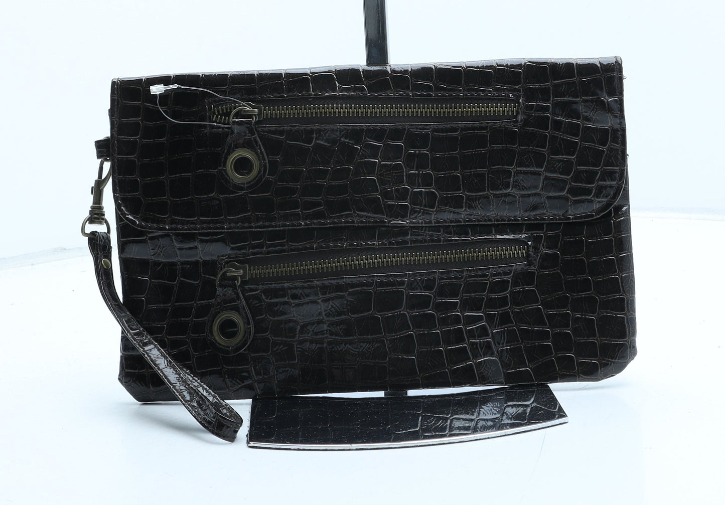 Preworn Womens Brown Polyurethane Clutch Size Small - Croc Texture