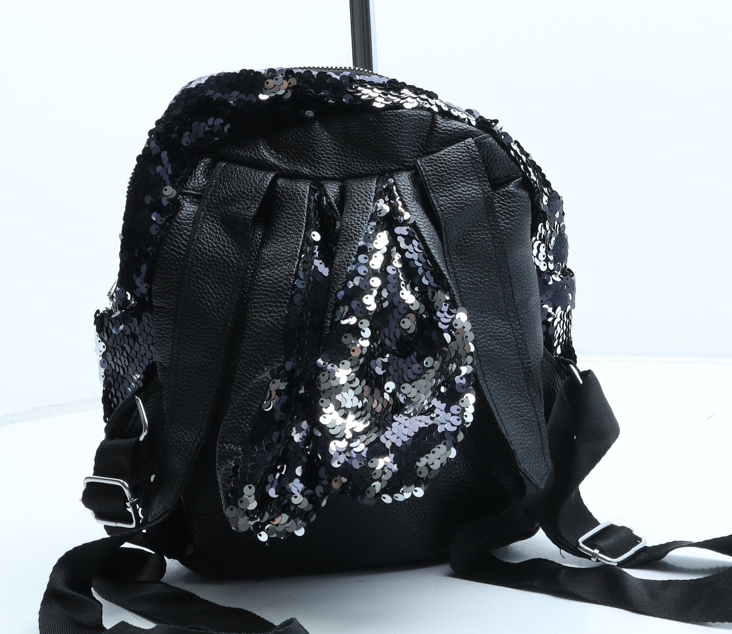 Preworn Girls Black Polyester Backpack Size Medium Zip
