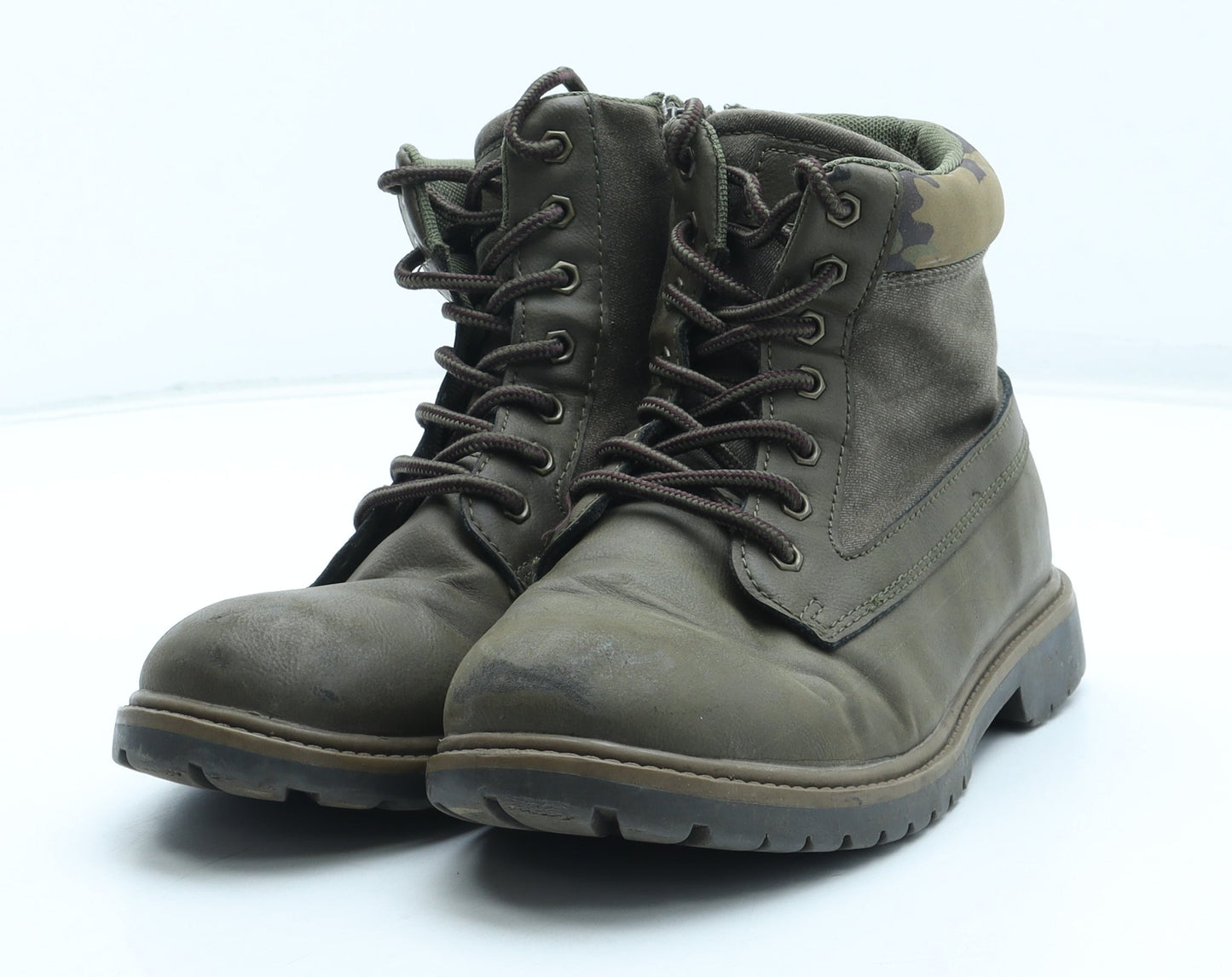 Preworn Boys Green Camouflage Polyurethane Combat Boot UK 5
