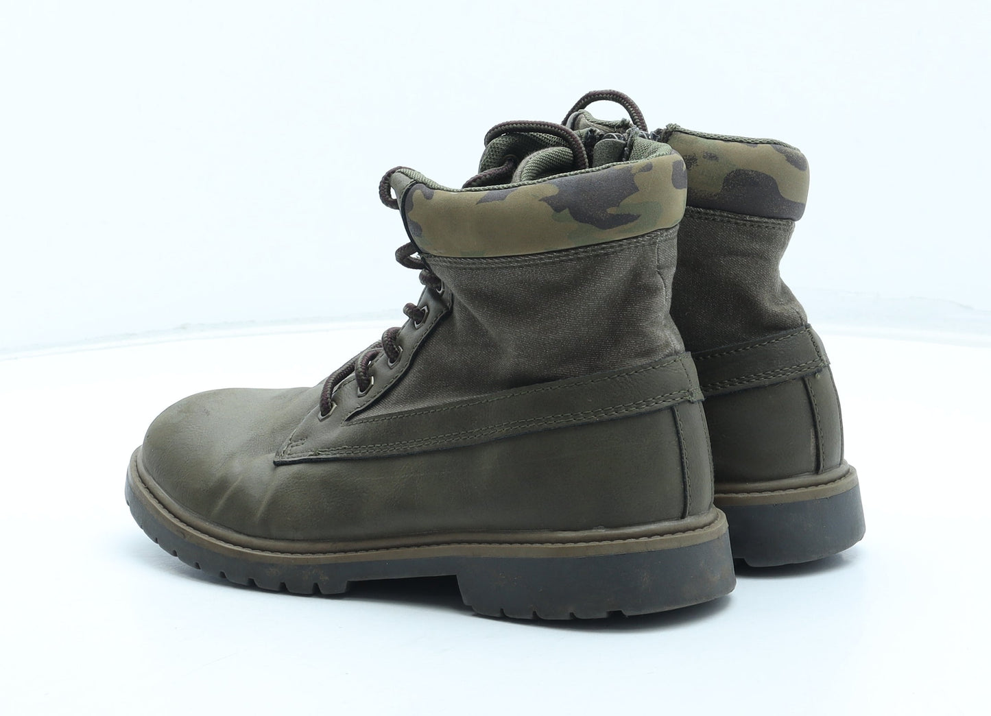 Preworn Boys Green Camouflage Polyurethane Combat Boot UK 5