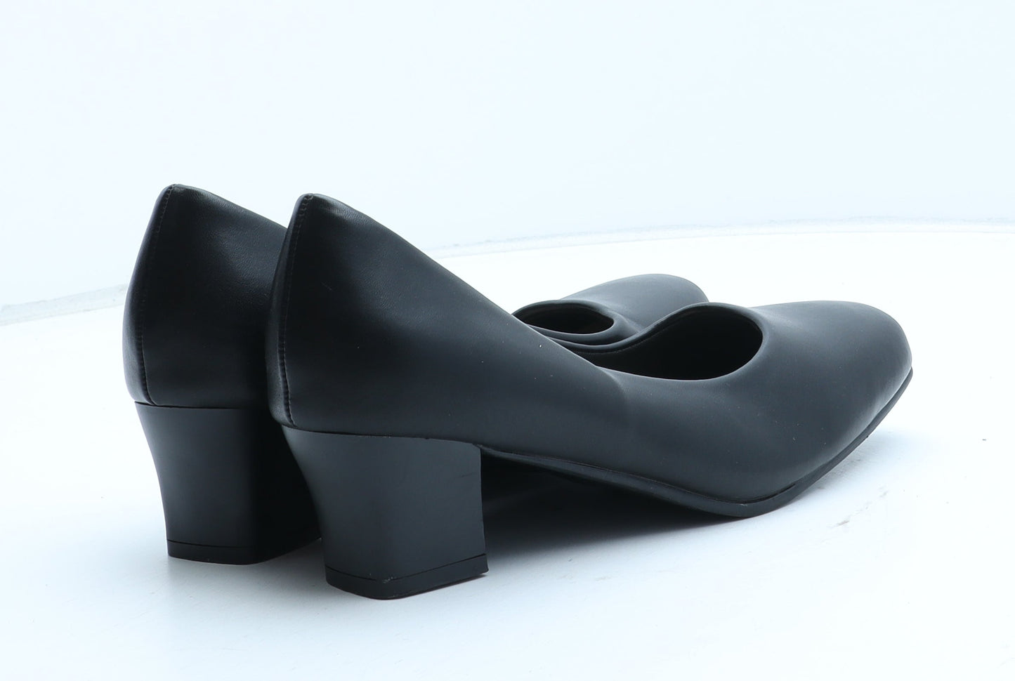 Preworn Womens Black Synthetic Court Heel UK