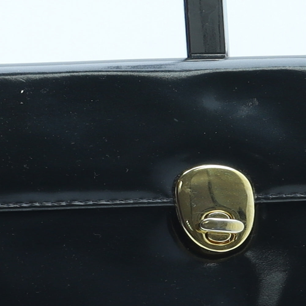 Holmes Womens Black Polyurethane Clutch Size Small
