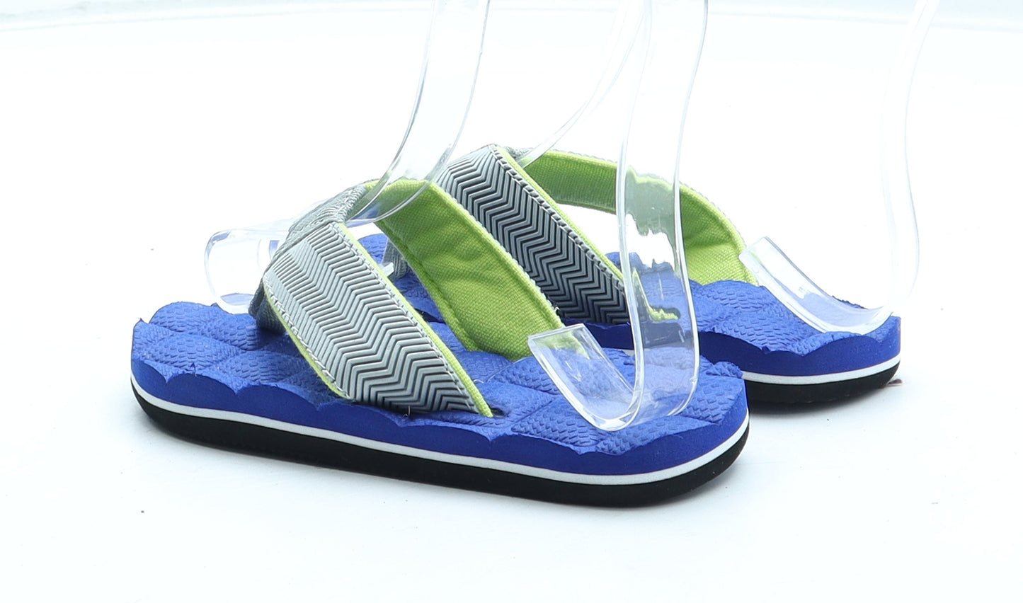 Preworn Boys Blue Geometric Rubber Flip-Flop Sandal UK 11