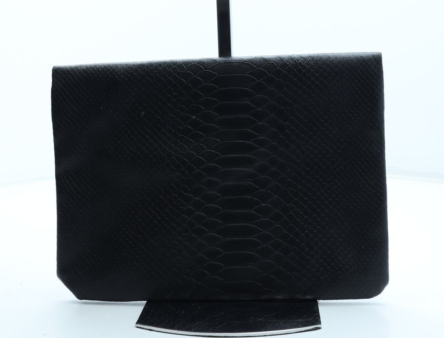 Preworn Womens Black Polyurethane Clutch Size Small - Croc Texture