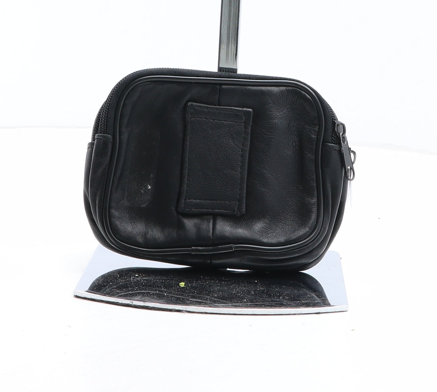 Preworn Womens Black Polyurethane Bow Tie Wallet Size S