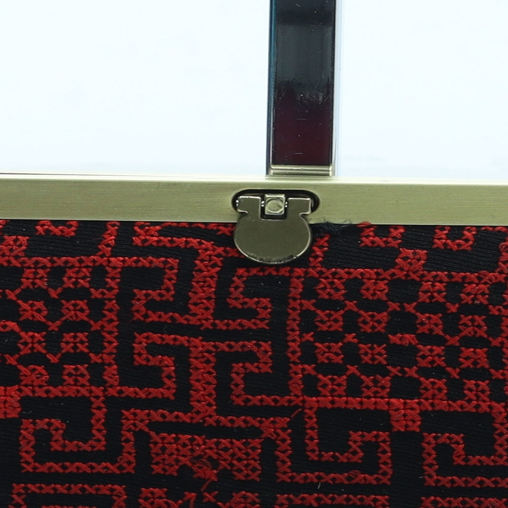 Preworn Womens Red Geometric Polyester Bow Tie Wallet Size M