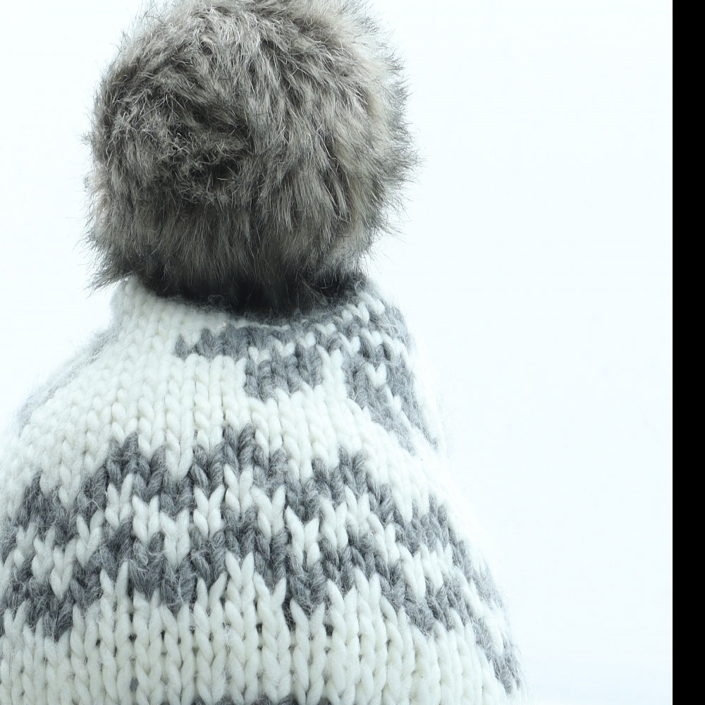 Preworn Womens Grey Fair Isle Acrylic Bobble Hat One Size