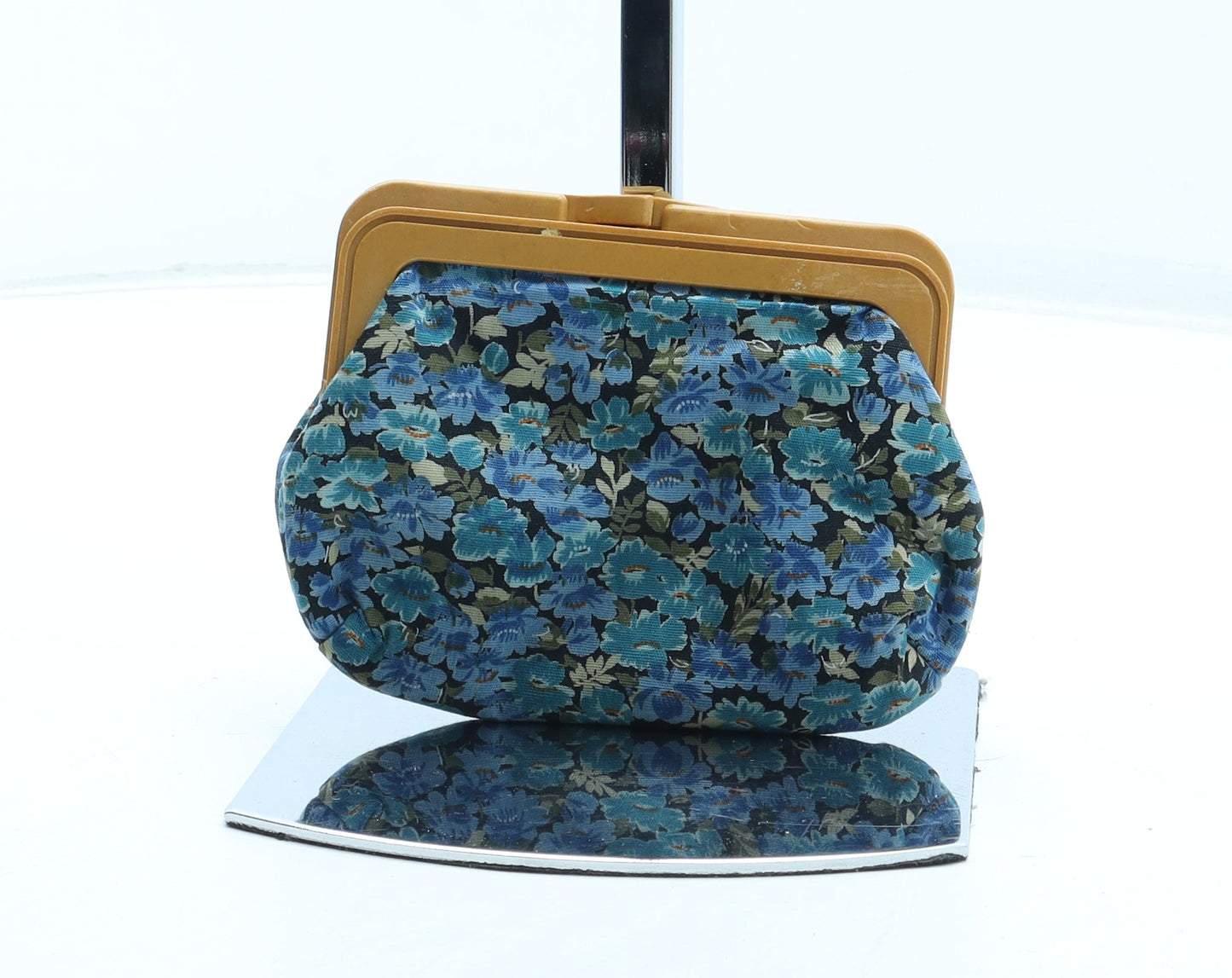 Preworn Womens Blue Floral Polyester Bow Tie Wallet Size S