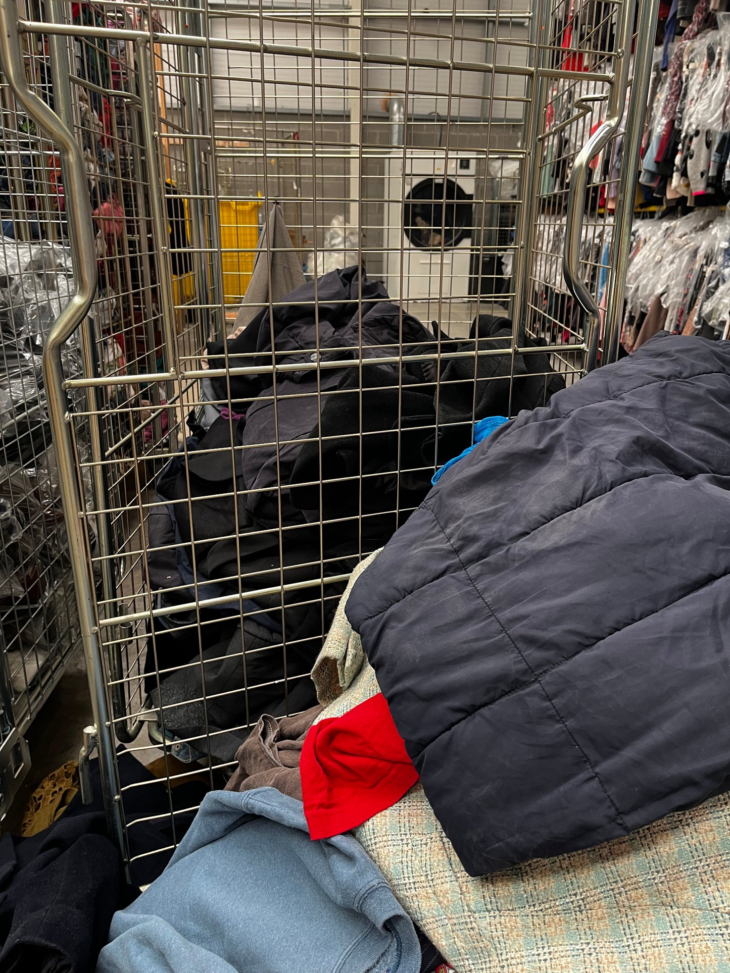 Lake District Used Clothing Liquidation Stock 20-25 Pieces From £4.90 Per Box