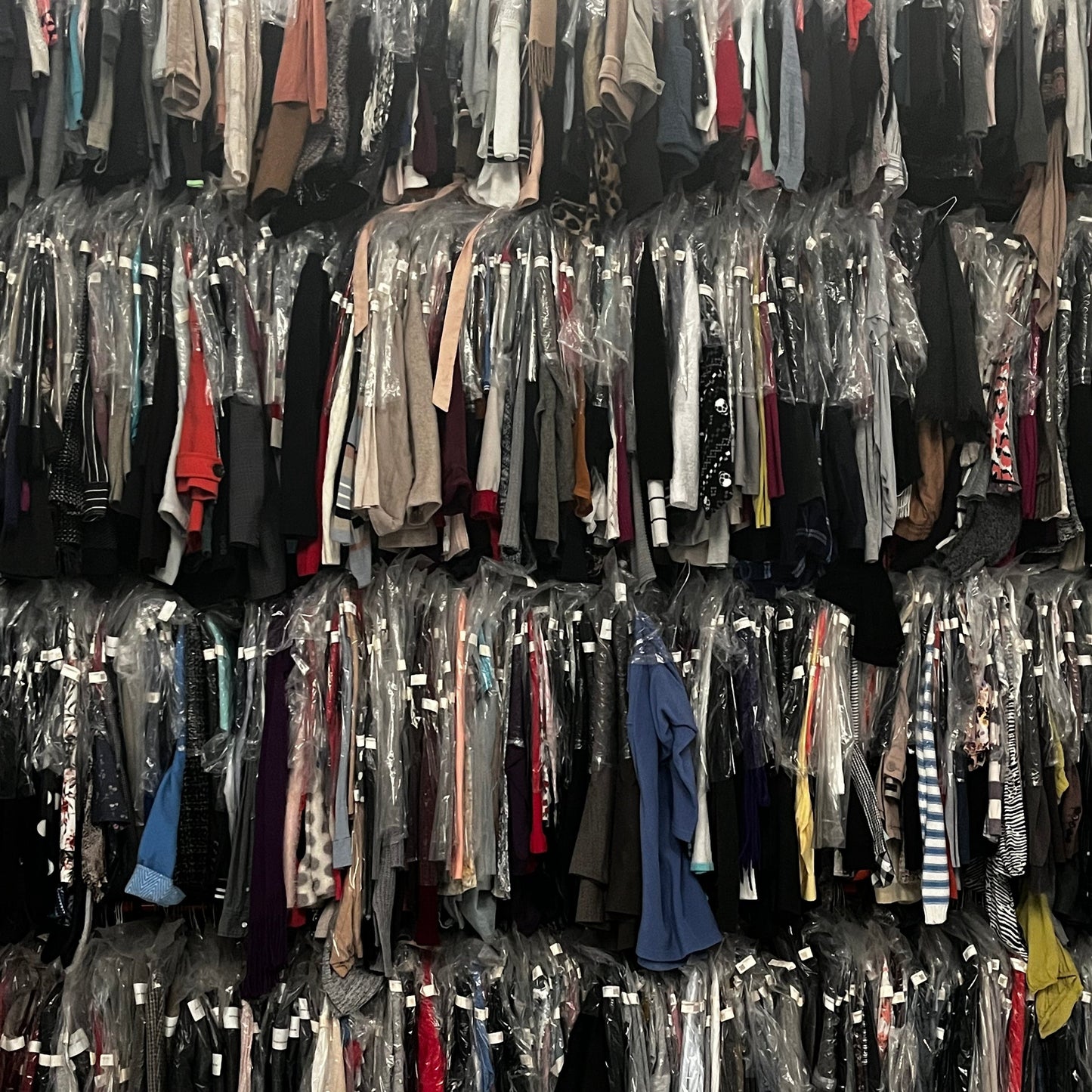 Wholesale Assorted Premium Second-Hand Clothing - With Hangers