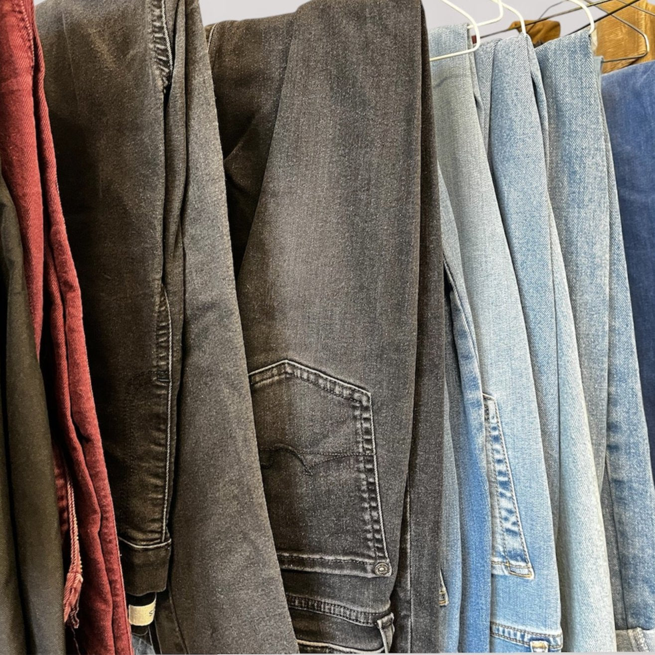 Oxfam Mixed Vintage & High Street Branded Denim 20 Pack