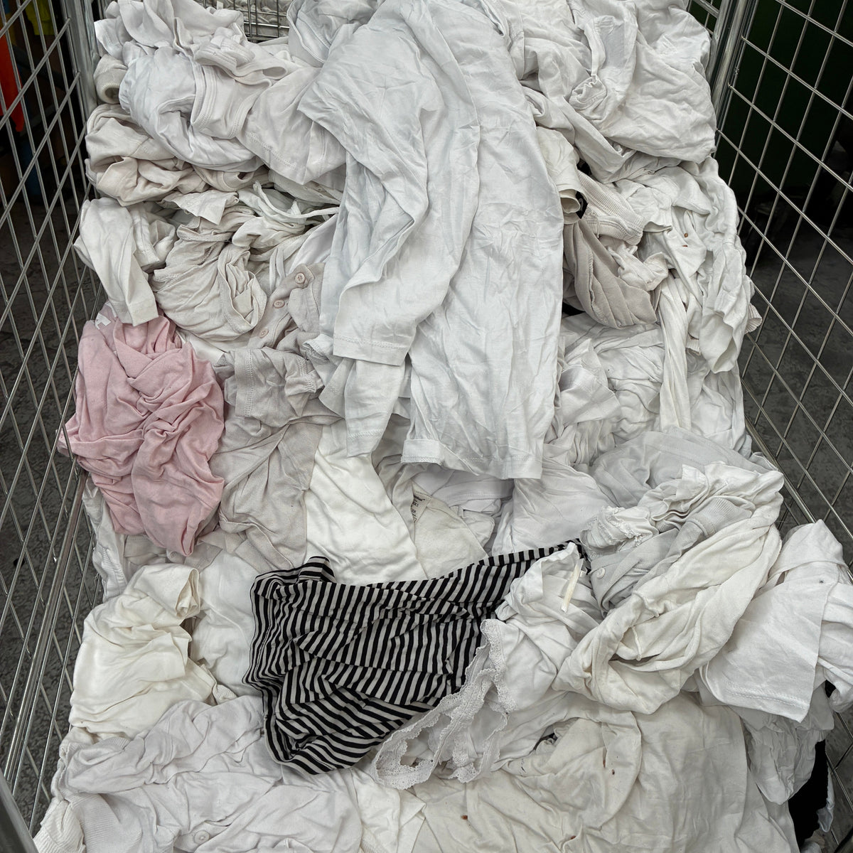 Preloved Mixed White T-Shirts 30 Pack - For Rags, Upcycling, Spare Fabrics