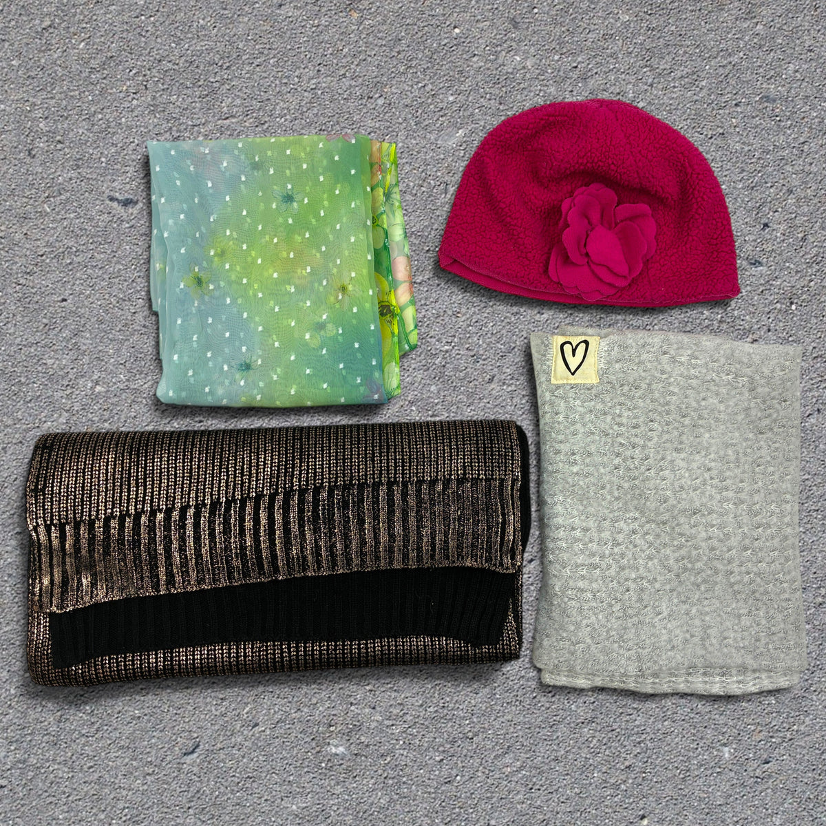 Cash4Clothes Preloved High Street Accessories 30 Pack - For Resale