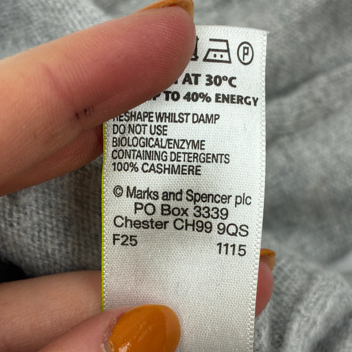 Preloved Cashmere for Craft and Upcycling - 10 Pieces for Resellers