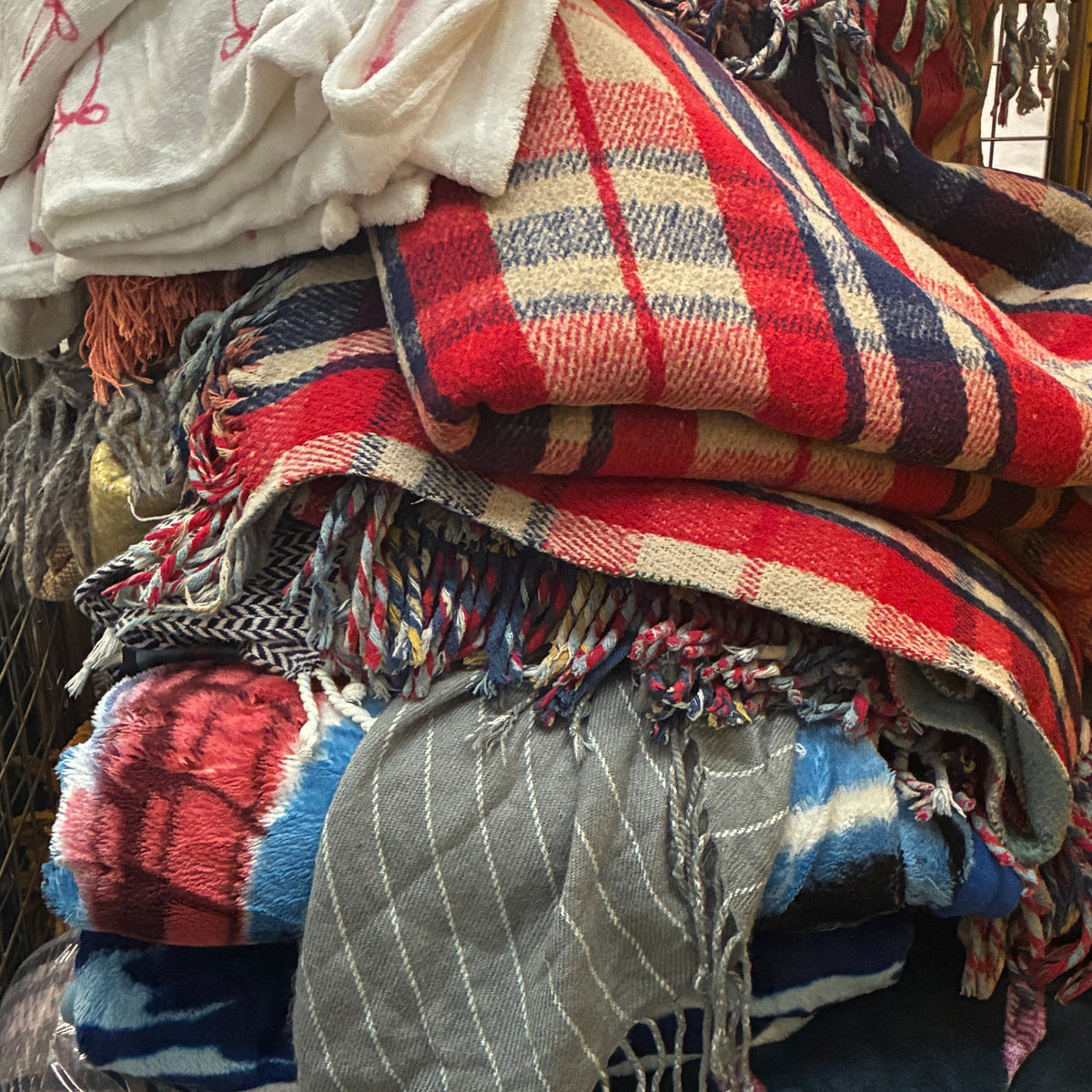 Preloved Blankets for Resale or Fabrics - 5 Piece, £3/Piece