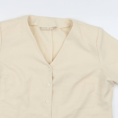 Close-up detail of Daxon women’s beige jacket blazer, size UK 18