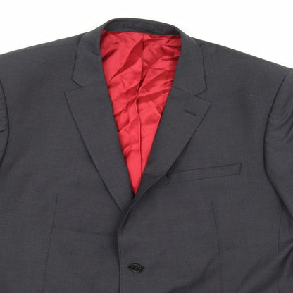 Close-up detail of Santinelli men’s grey rayon jacket suit jacket, size 44