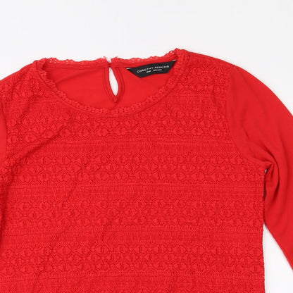 Close-up detail of Dorothy Perkins women’s red jersey basic blouse, size UK 10
