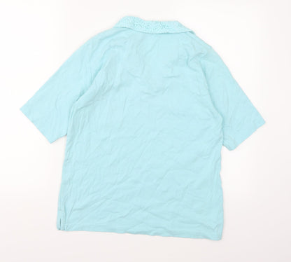 Back view of Isle Essentials women’s blue basic t-shirt, size M