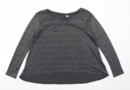 Additional front view of H&M women’s grey basic t-shirt, size S