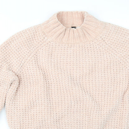 Close-up detail of Divided by H&M women’s pink henley jumper, size S
