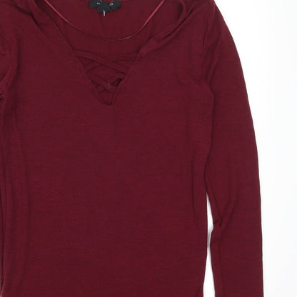 Close-up detail of Atmosphere women’s red basic t-shirt, size UK 6
