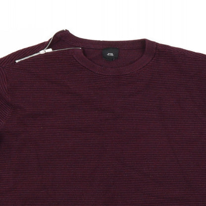 Close-up detail of River Island women’s red jumper, size L