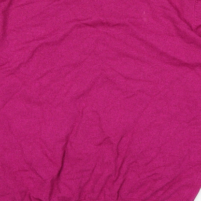 Brand and care label for Mudflower women’s pink basic t-shirt, size L