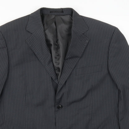 Close-up detail of C&A men’s grey striped jacket suit jacket, size 42