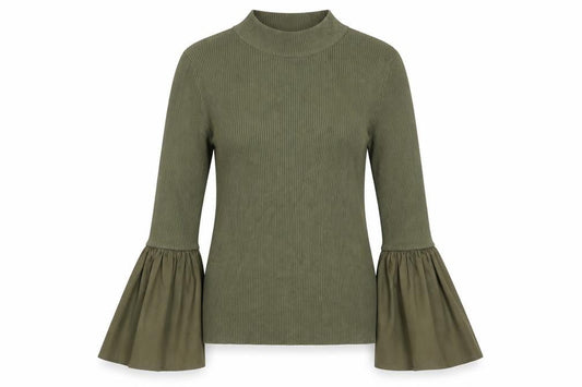 Front view of Primark women’s green knit jumper, size M