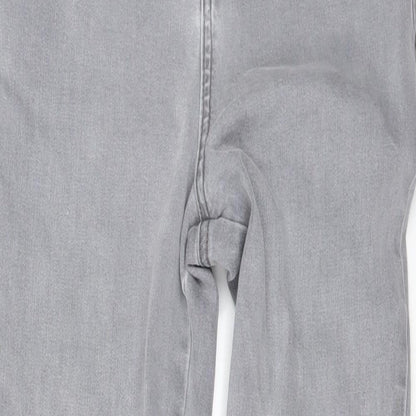 Close-up detail of Tu women’s grey denim mom jeans, size UK 8, 28-inch leg