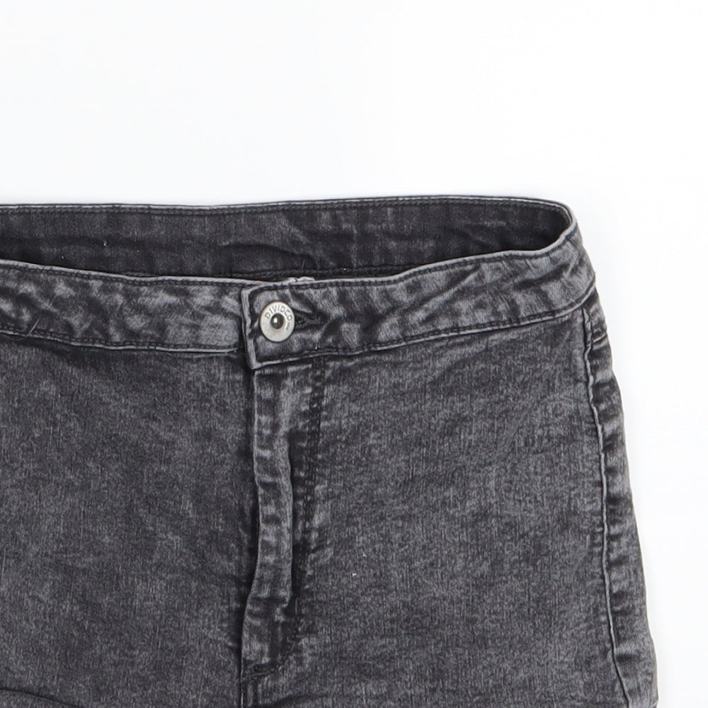 Divided by H&M Womens Grey  Denim Hot Pants Shorts Size 8