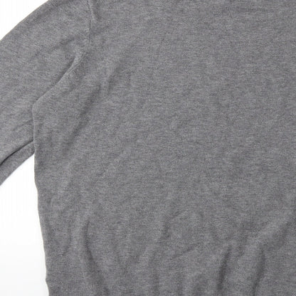 Brand and care label for New Look men’s grey knit jumper, size L
