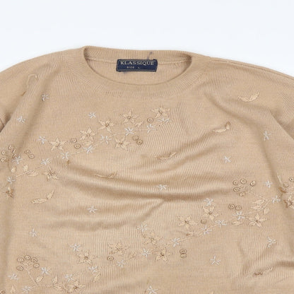 Close-up detail of Klassique women’s beige jumper, size L