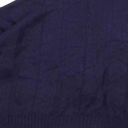 Brand and care label for Invicta men’s blue knit full zip jumper, size M