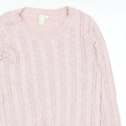Close-up detail of H&M women’s pink jumper, size S