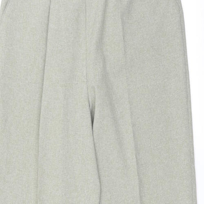 Close-up detail of Classics women’s green trousers, size UK 14, 26-inch leg