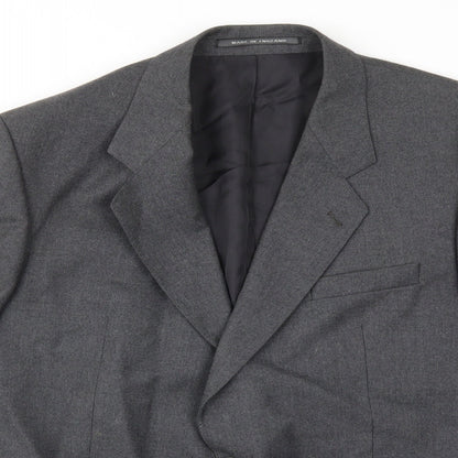 Close-up detail of Preworn men’s grey jacket suit jacket, size 44