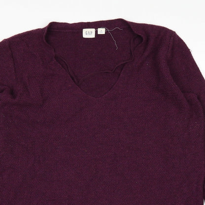 Close-up detail of Gap women’s purple jumper, size S