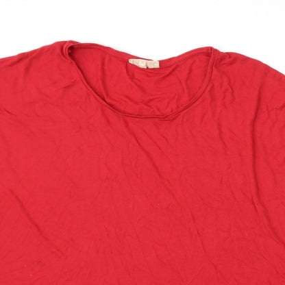 Close-up detail of Phase Eight women’s red basic t-shirt, size UK 12