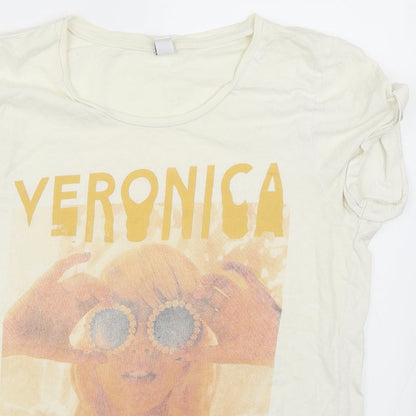 Close-up detail of Earth Positive women’s ivory basic t-shirt, size S