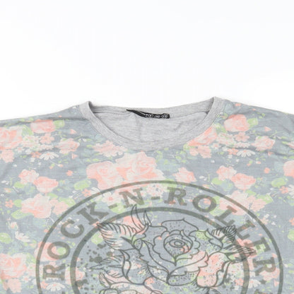 Close-up detail of Atmosphere women’s grey basic t-shirt, size UK 8