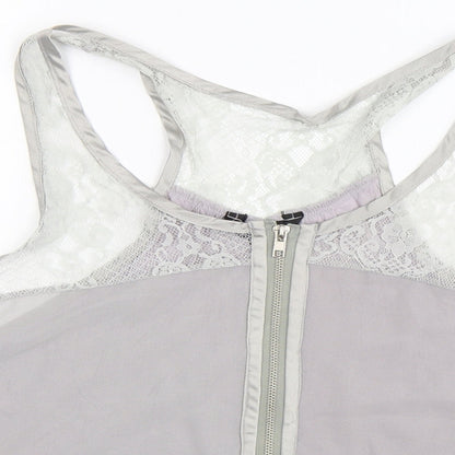 Close-up detail of Zoe women’s grey basic tank, size M